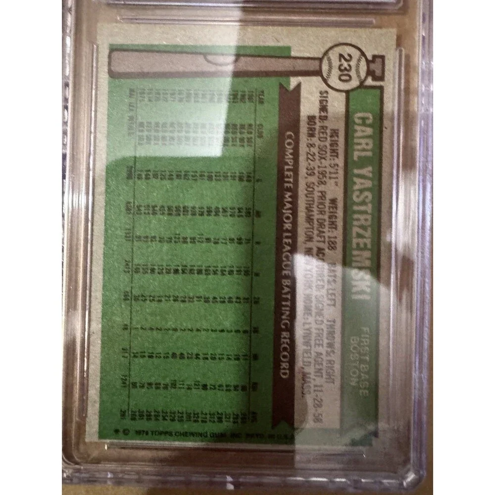 1976 Topps - Carl Yastrzemski #230 CGC Graded 7.5 Near Mint